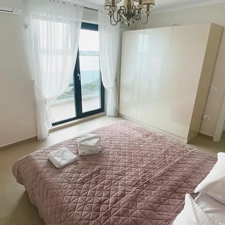 Apartment Miriam By The Lake Mamaia